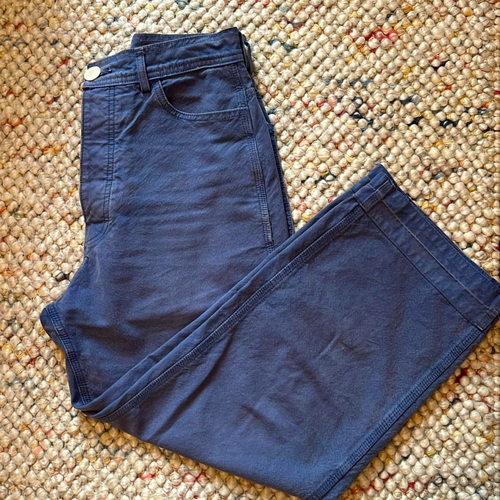 Jesse Kamm mechanic blue Handys